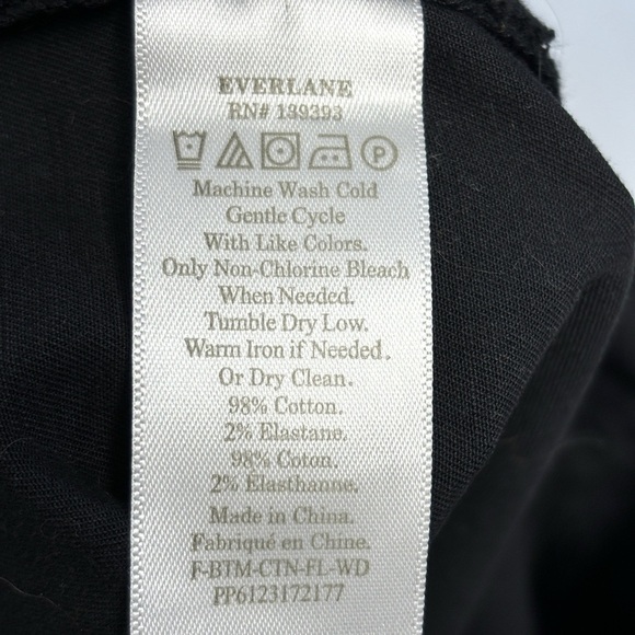 Everlane The Lightweight Button Fly Wide Leg High Rise Chino Pants in Black - Picture 8 of 10